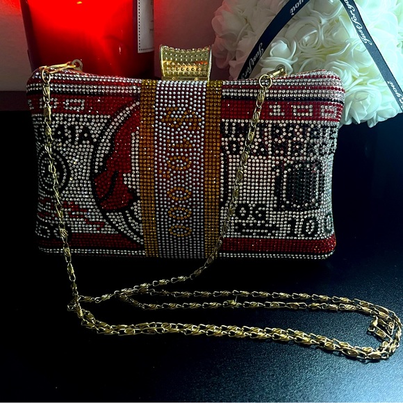 Purse - Picture 3 of 5